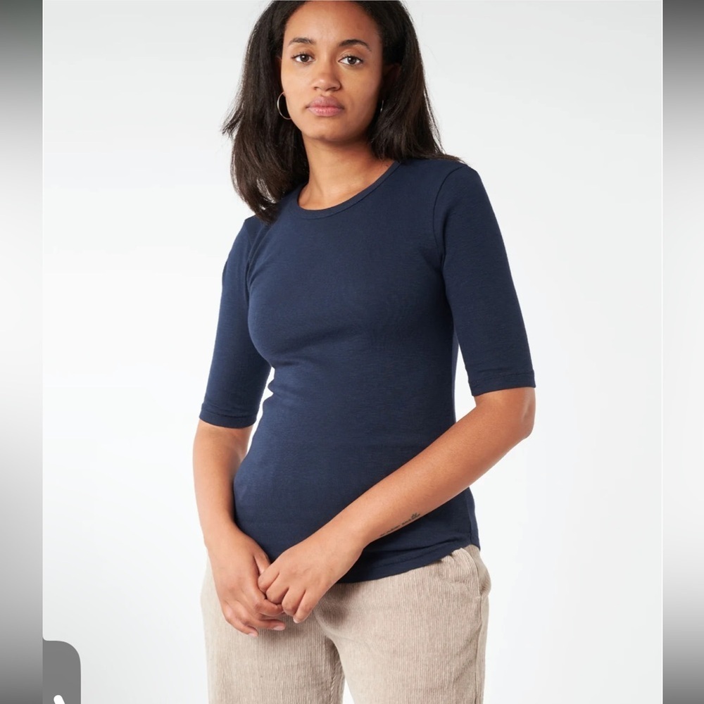 #194-Y.M.C.
Earth Charlotte Top